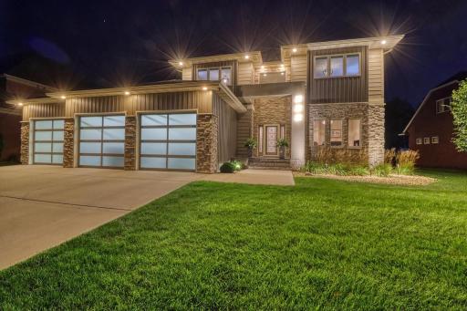 4345 Beach Lane S, Fargo, ND 58104