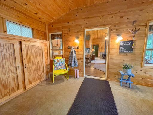 Entry/Porch