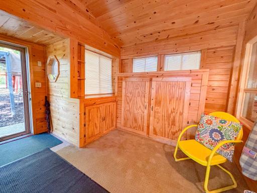 Entry/Porch