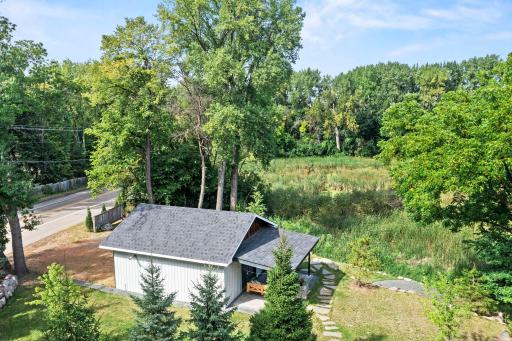 10 Woodlawn Avenue, Excelsior, MN 55331