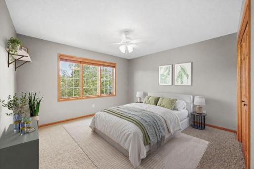 642 Woodland Way, Eagan, MN 55123