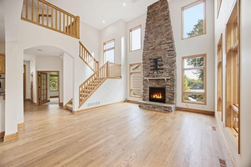 642 Woodland Way, Eagan, MN 55123