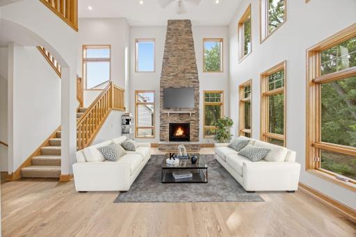 642 Woodland Way, Eagan, MN 55123