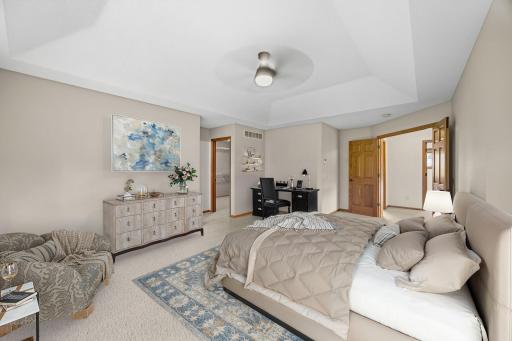 642 Woodland Way, Eagan, MN 55123