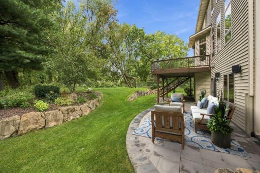 642 Woodland Way, Eagan, MN 55123