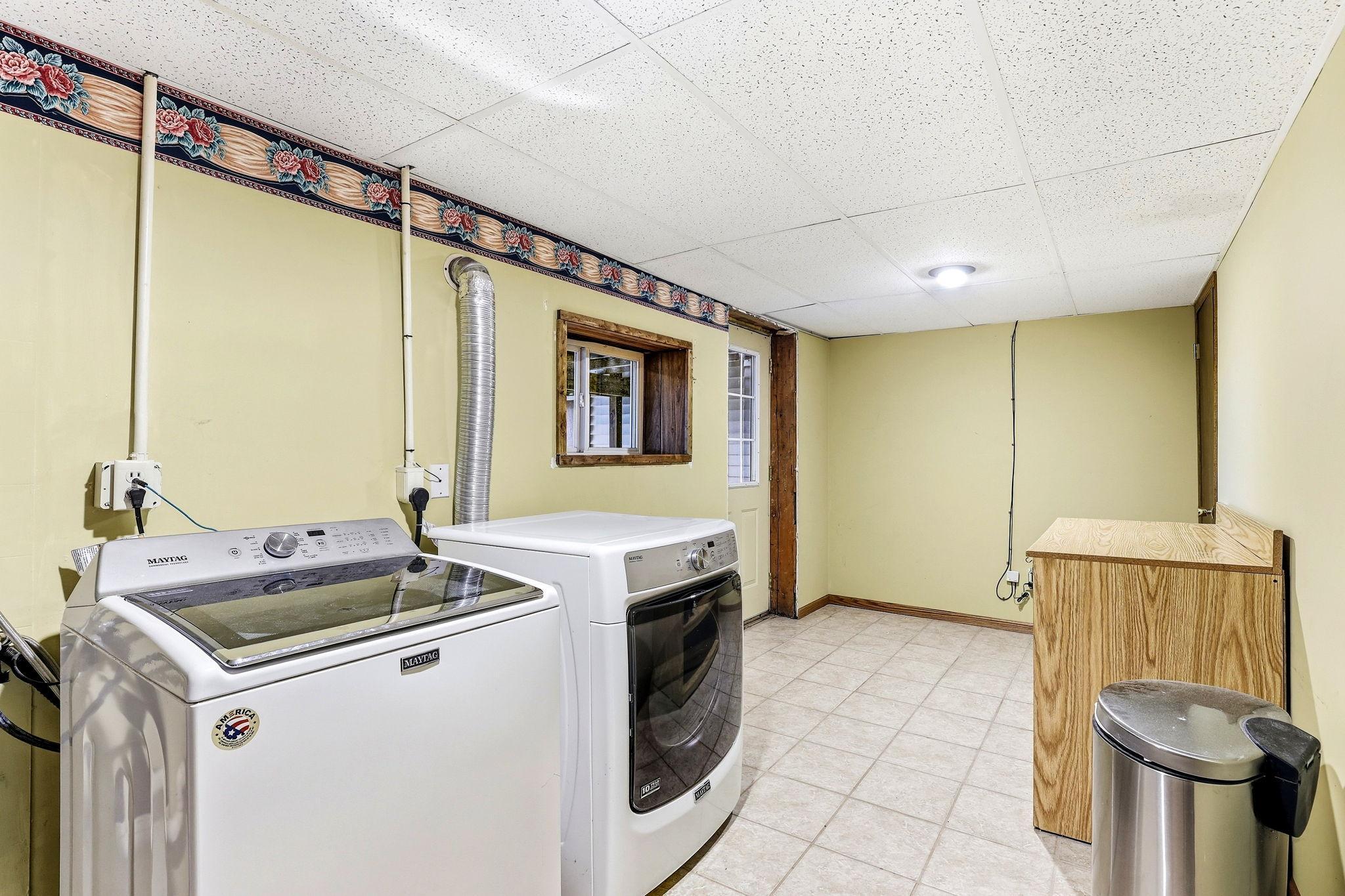 29-web-or-mls-58239-222nd-St-29.jpg