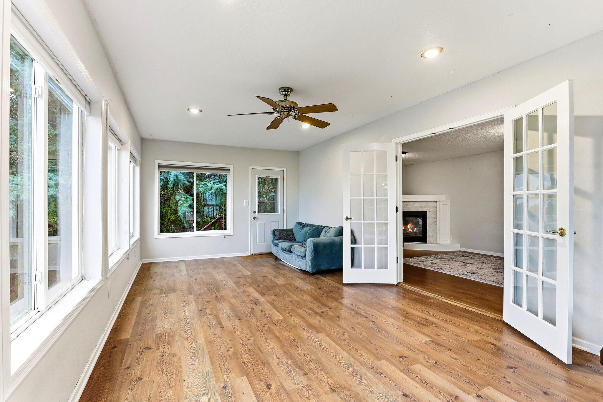 16-web-or-mls-58239-222nd-St-16.jpg