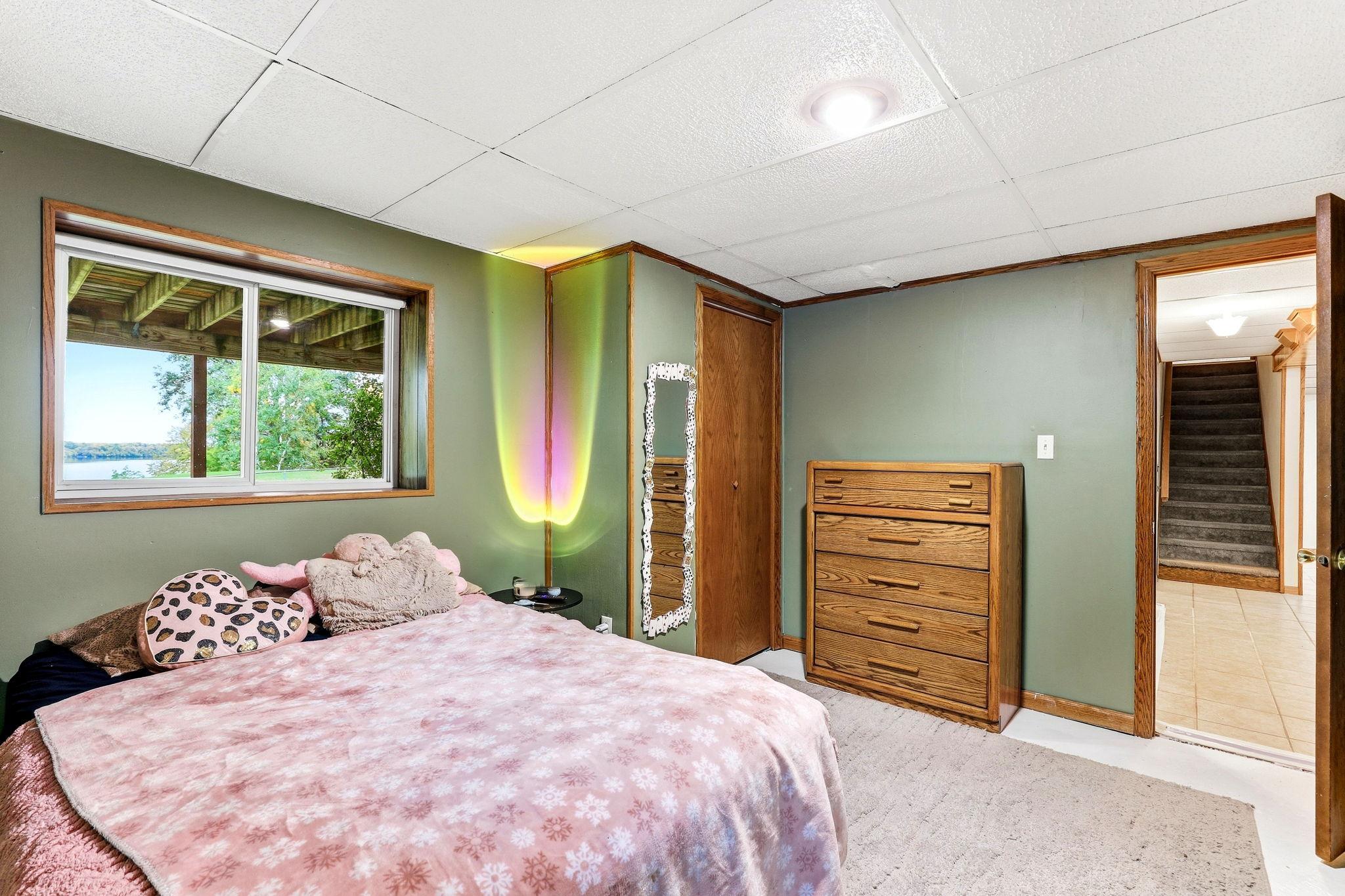28-web-or-mls-58239-222nd-St-28.jpg