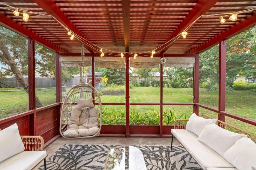 Screened-In Porch
