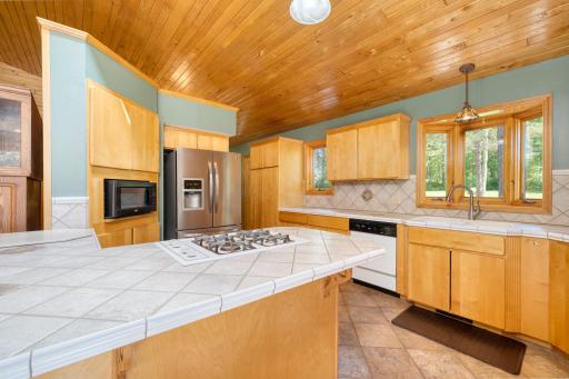 24392 S Long Lake Trail, Bigfork, MN 56628