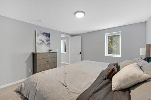 14104 Knollway Drive N, Minnetonka, MN 55305