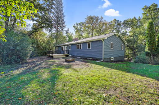14104 Knollway Drive N, Minnetonka, MN 55305
