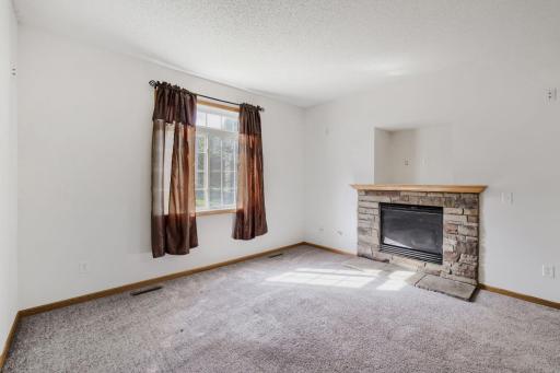 6778 Pine Crest Trail South - Web Quality - 009 - 06 Living Room.jpg
