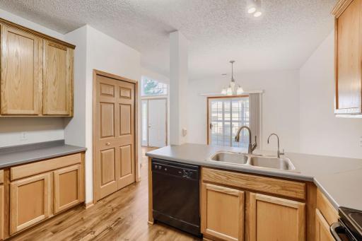 6778 Pine Crest Trail South - Web Quality - 015 - 12 Kitchen.jpg