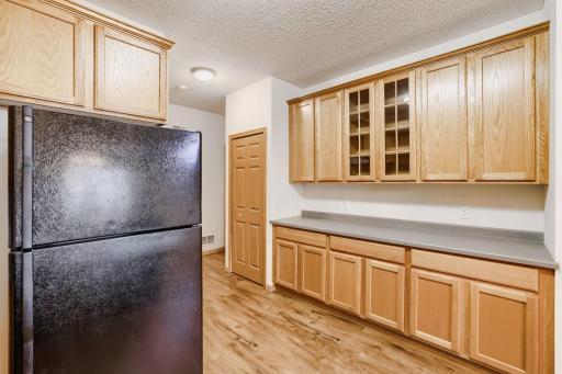 6778 Pine Crest Trail South - Web Quality - 016 - 13 Kitchen.jpg