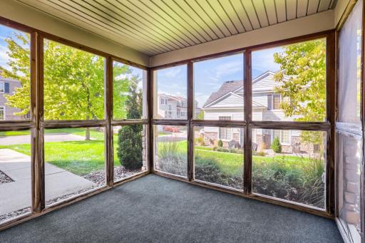 6778 Pine Crest Trail South - Web Quality - 018 - 15 Sunroom.jpg