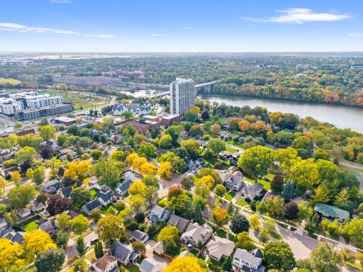 680 Mount Curve Boulevard, Saint Paul, MN 55116