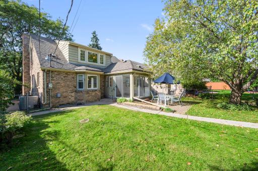 680 Mount Curve Boulevard, Saint Paul, MN 55116