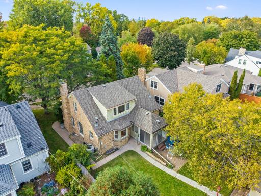 680 Mount Curve Boulevard, Saint Paul, MN 55116