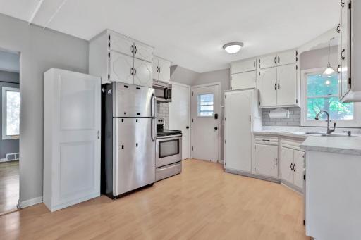 2966 Louisiana Avenue N, Minneapolis, MN 55427