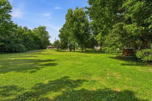 517 1st Street S, Waterville, MN 56096