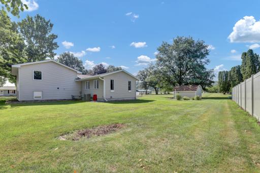 1120 W Marion Street, Lake City, MN 55041