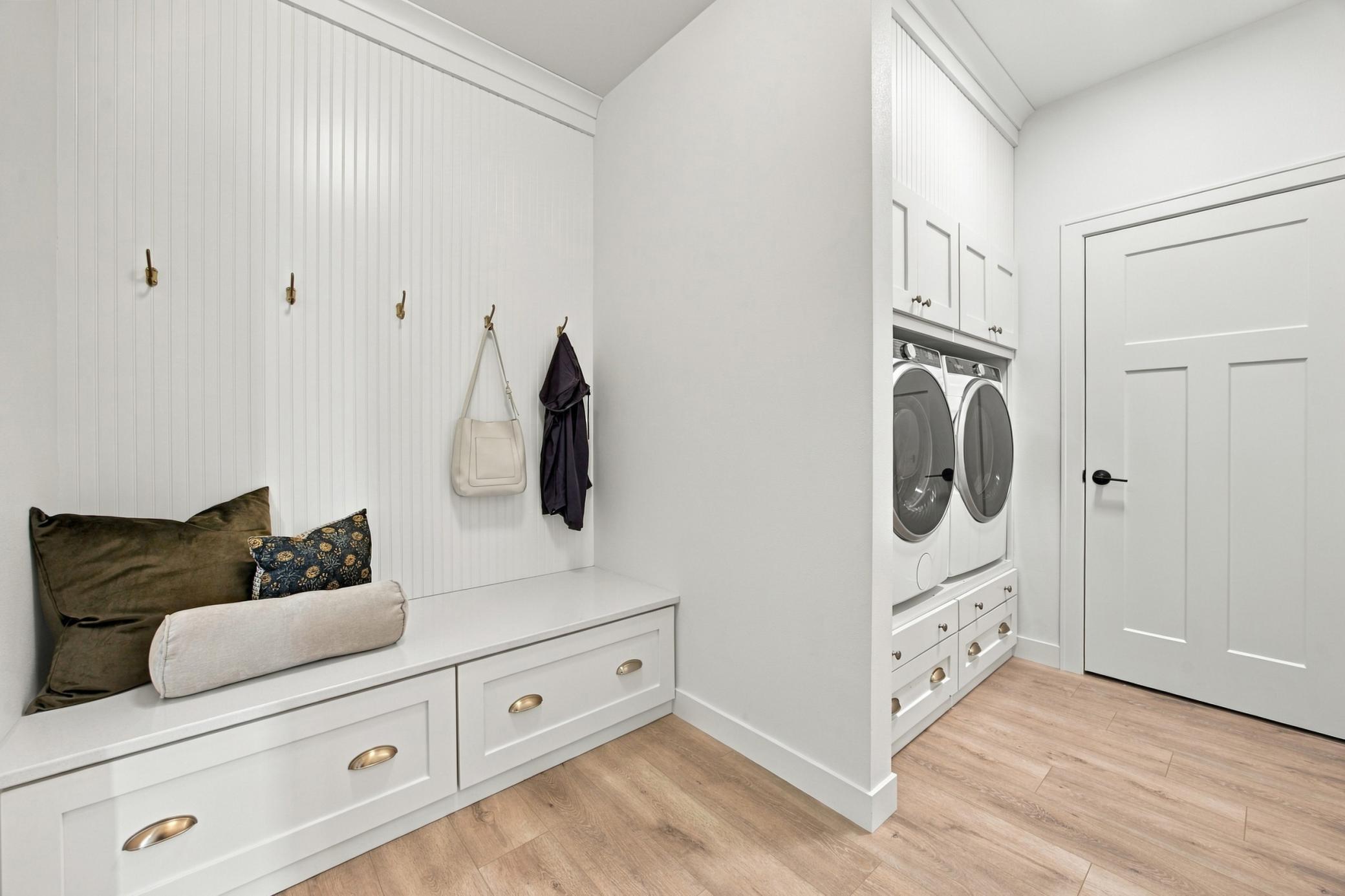 Owner's Entry/Laundry