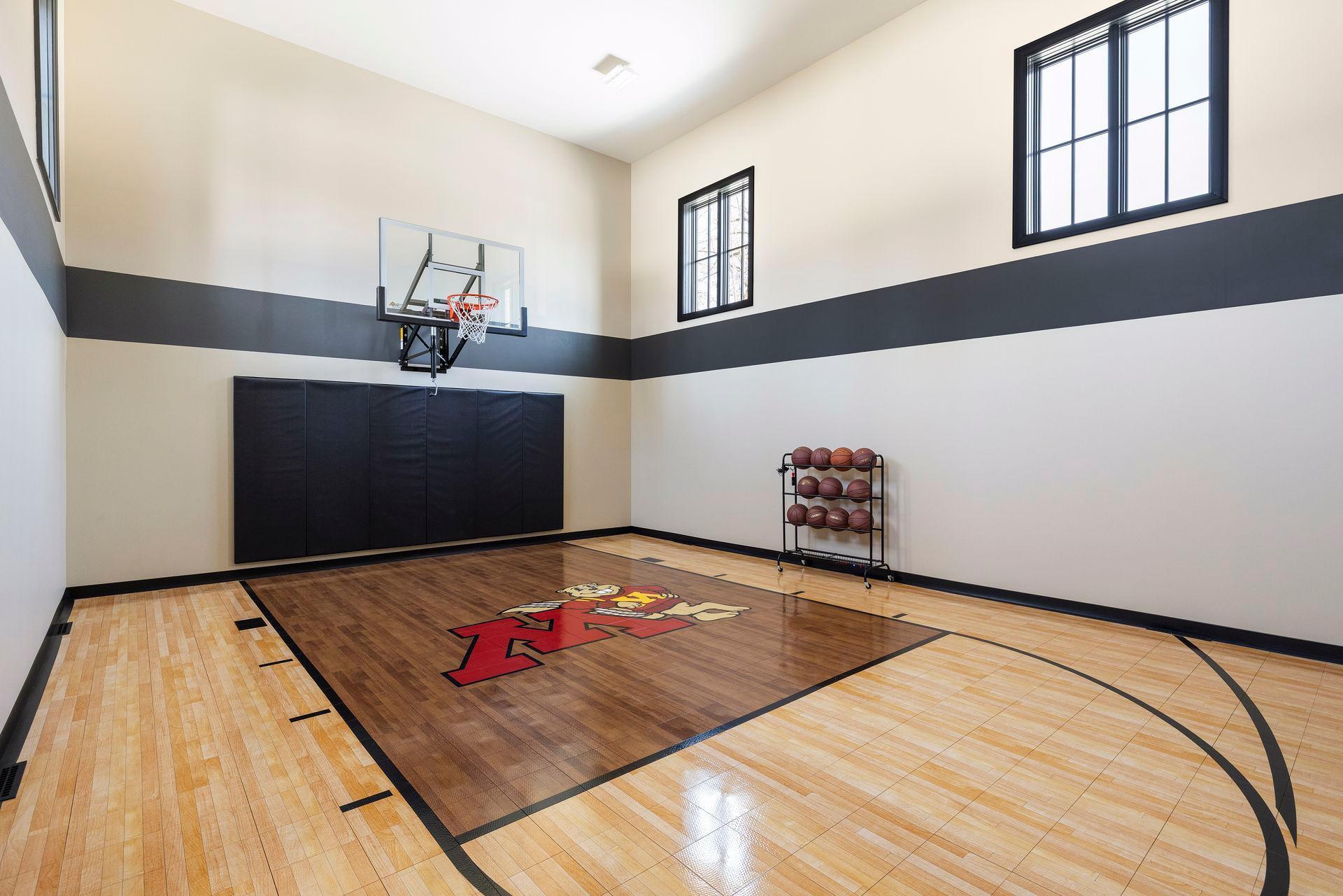 LL Sport Court