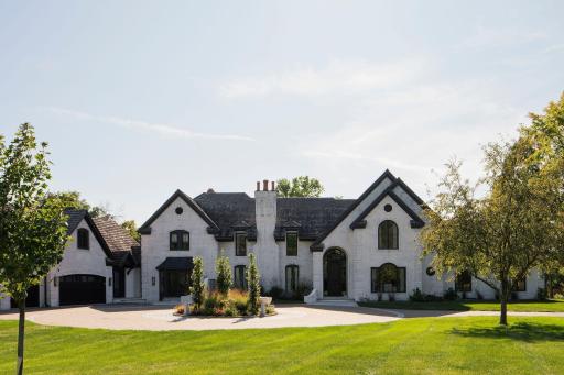 170 Spur Circle, Wayzata, MN 55391