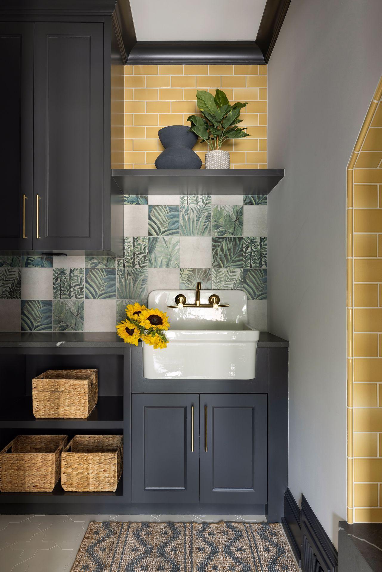 Mudroom Laundry/Dog Wash