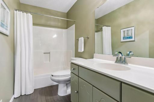 Upper level full bathroom