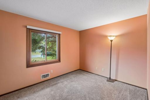4758 Hauge Circle, Eagan, MN 55122