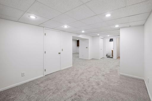 4758 Hauge Circle, Eagan, MN 55122