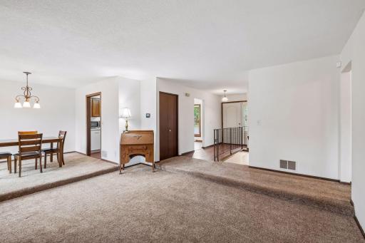 4758 Hauge Circle, Eagan, MN 55122