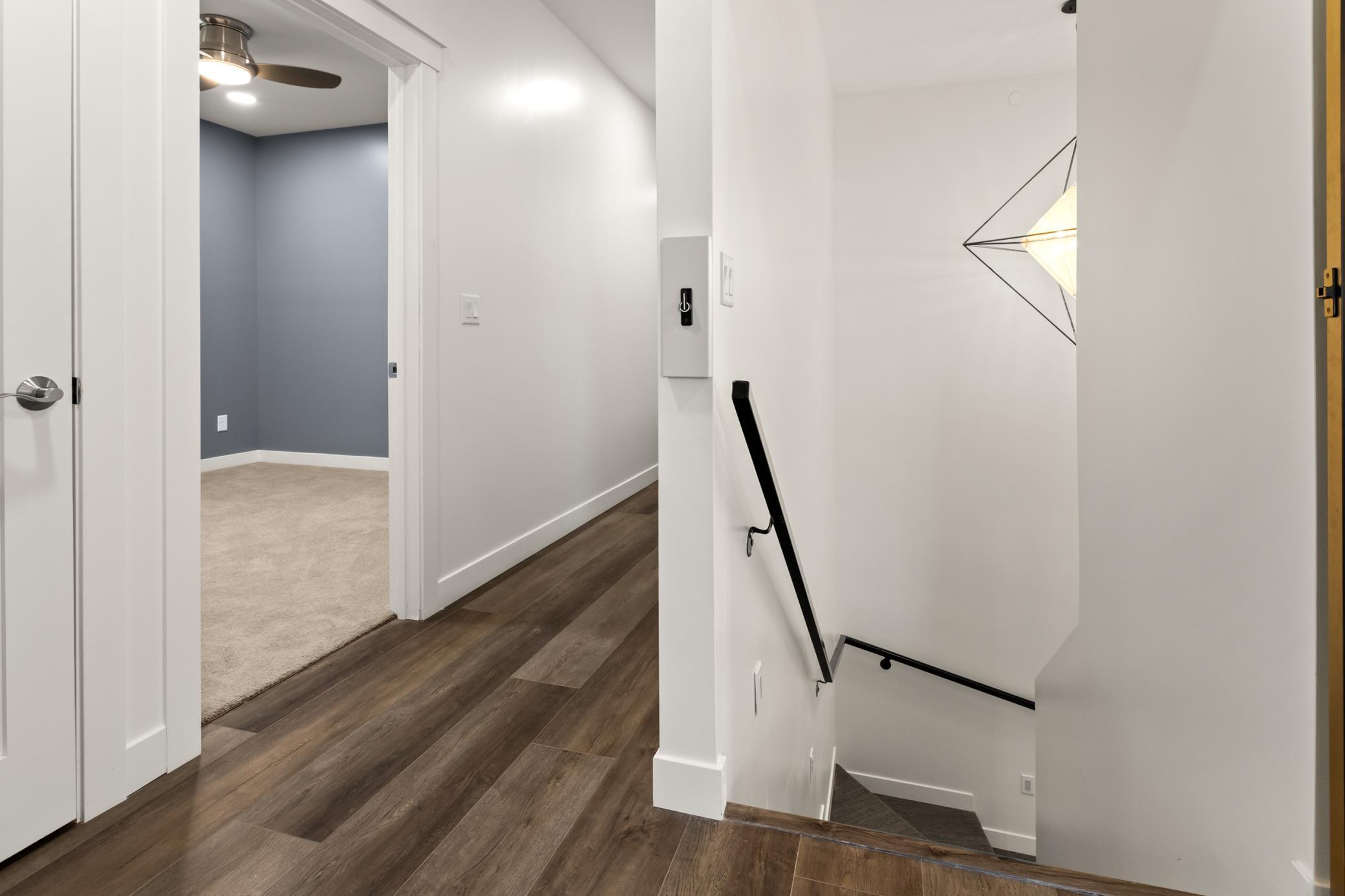 Stairway from unit to street