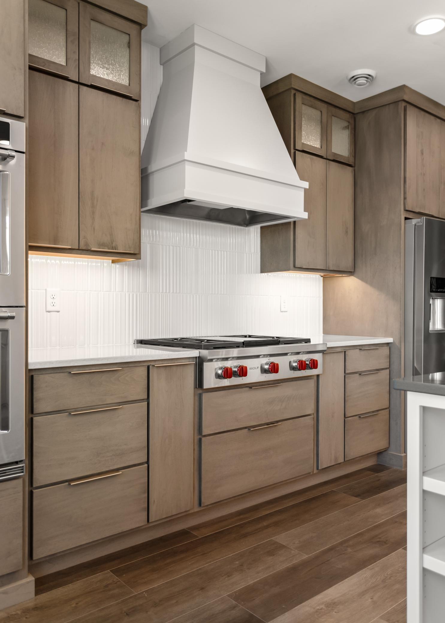 High end cooktop and hood