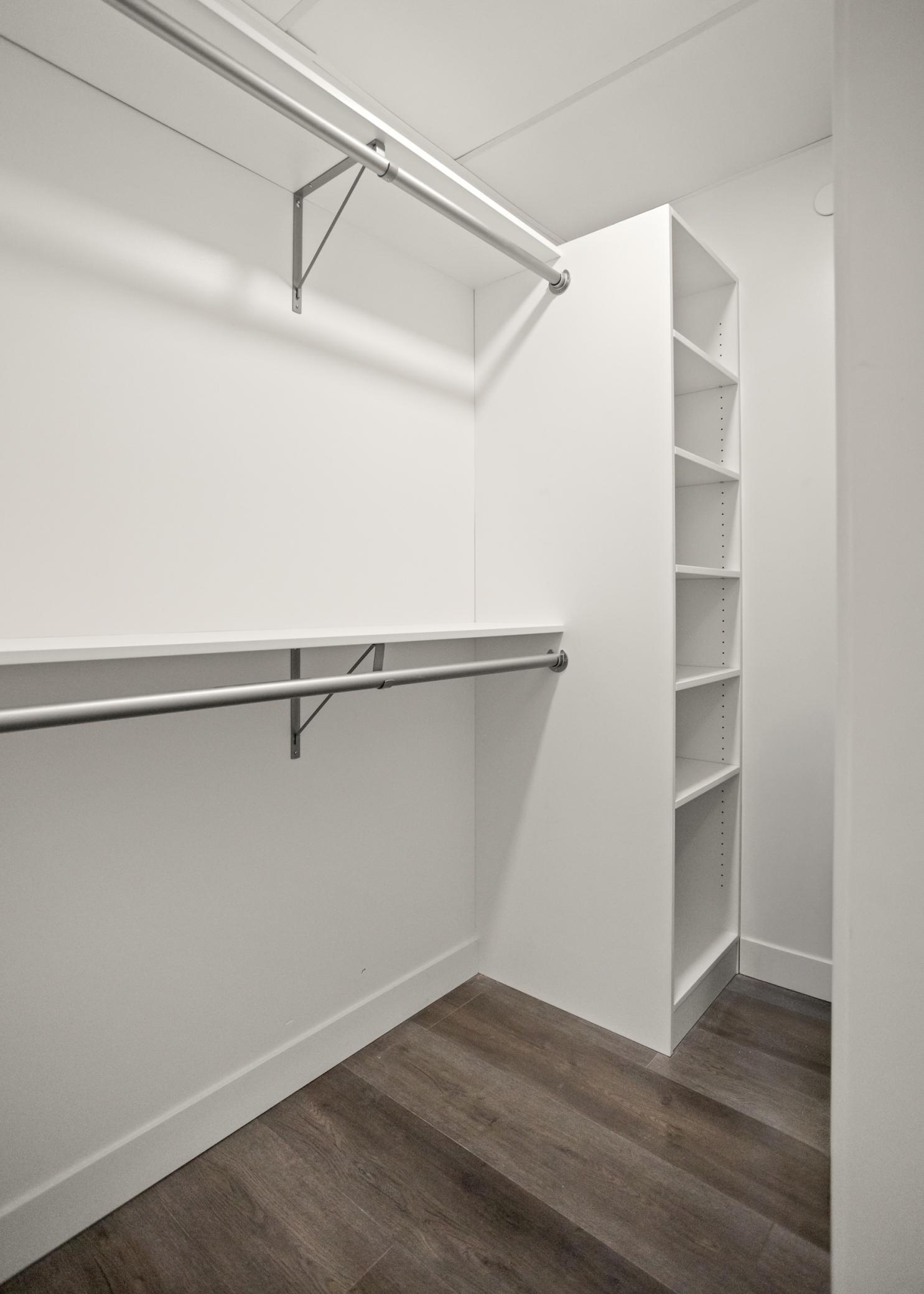 Walk in closet