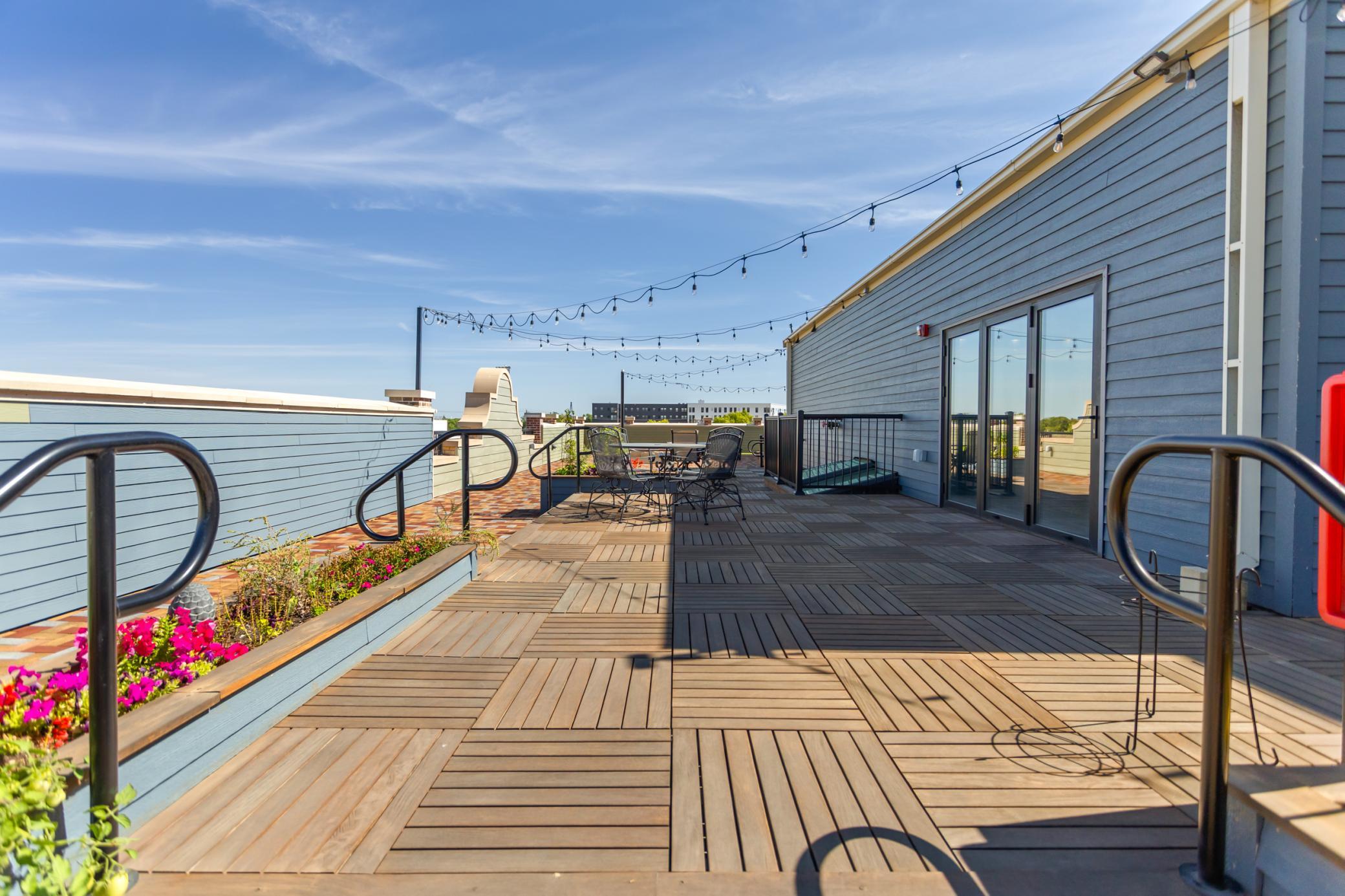 Rooftop community area 4