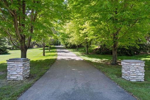 4545 Watertown Road, Orono, MN 55359