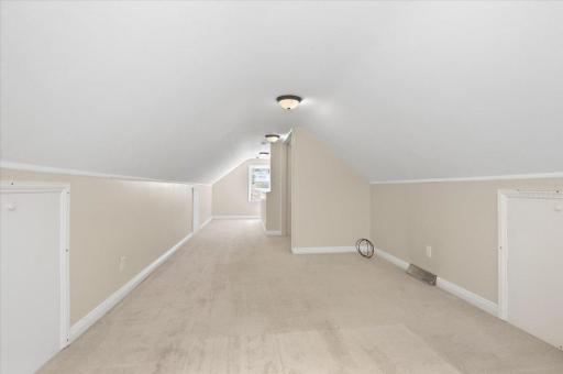 4125 Woodland Avenue, Duluth, MN 55803