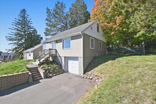 4125 Woodland Avenue, Duluth, MN 55803