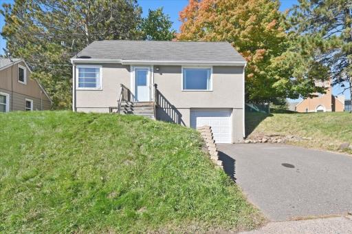 4125 Woodland Avenue, Duluth, MN 55803
