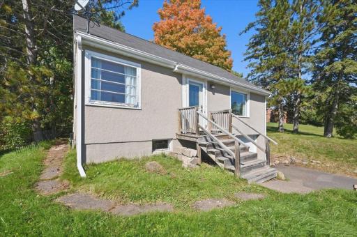 4125 Woodland Avenue, Duluth, MN 55803