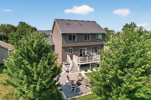 625 Kadler Avenue NE, Hanover, MN 55341