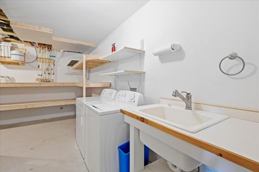 Lower level laundry