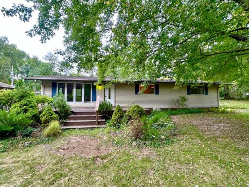This great opportunity is an estate and is being sold as is. It needs some Love again and some TLC. Some new paint colors of your choice and flooring as well and it transforms quickly!!!