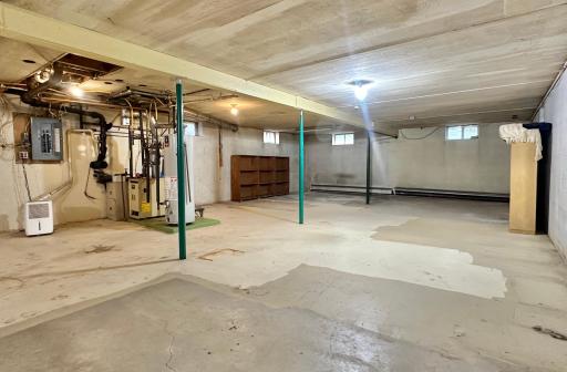 This space is clean and dry and smells that way.