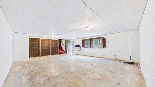 2230 Urbandale Lane N, Plymouth, MN 55447