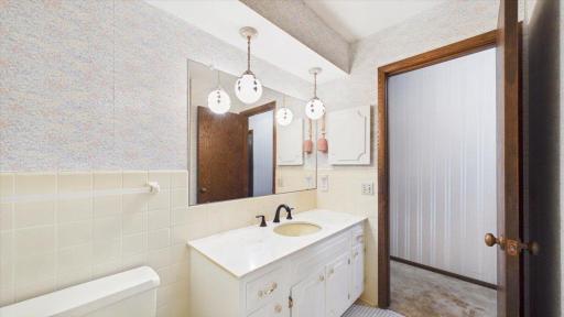 2230 Urbandale Lane N, Plymouth, MN 55447