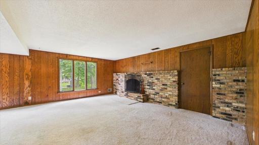 2230 Urbandale Lane N, Plymouth, MN 55447